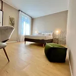 Leonardo 20 Holiday home Muggio